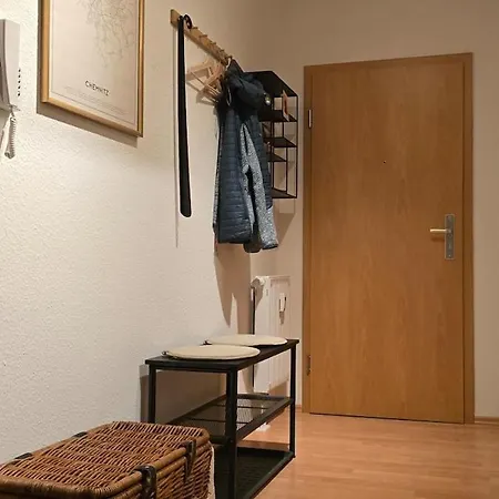 Zentrale & Ruhige Stadtwohnung Nahe Hbf Und Uni * 开姆尼茨